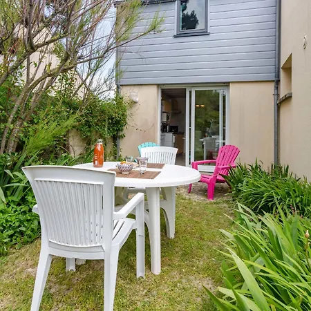 La By Interhome Semesterbostad *